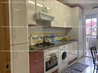 Appartement à Ciudad Rodrigo. Piso en planta baja con garaje y trastero