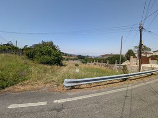 Terrain résidentiel à Bembrive. Parcela edificable con construcción en planta baja