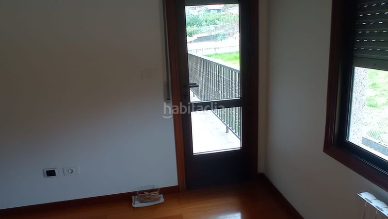 Foto 5e646e12-f99d-41b7-aa20-7f824302943d. Casa amb xemeneia calefacció a Lavadores Vigo