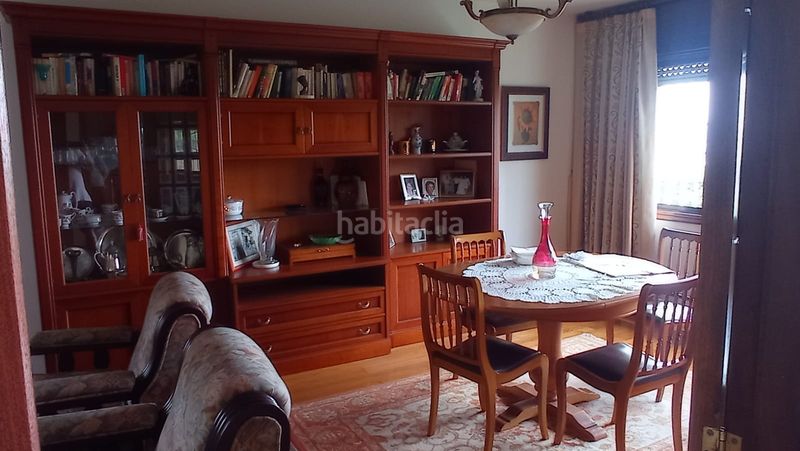 Foto 83b31e09-c3d8-427a-89df-c1c112a89a3c. Casa amb xemeneia calefacció a Lavadores Vigo