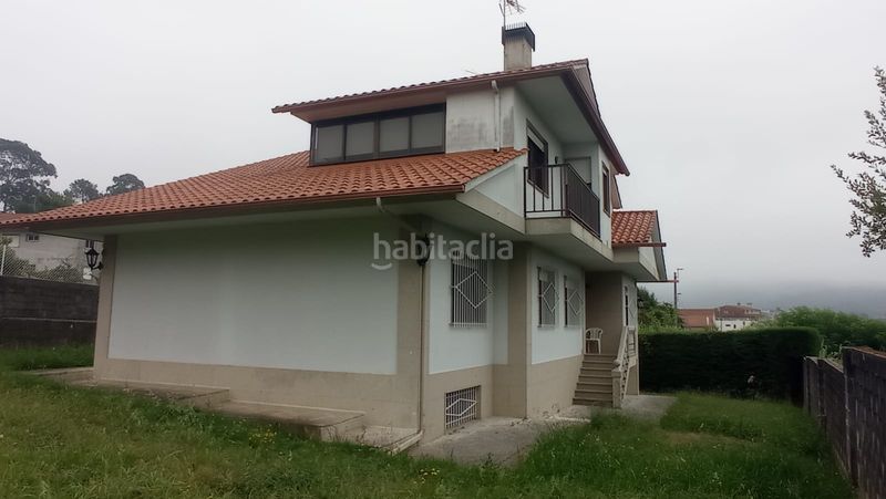 Foto c305665d-38b1-4298-a5e1-3fe464c095f3. Casa amb xemeneia calefacció a Lavadores Vigo