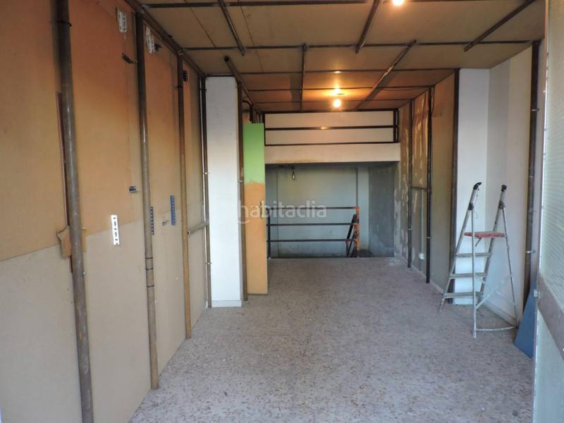 Foto 40dd70d7-552c-48fb-aff3-257a91319228. Alquiler local comercial  en alquiler en canovelles en Granollers