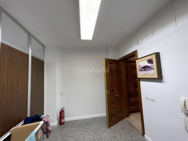 Foto bd3b4648-49f6-46d9-b686-7dde347be86b. Alquiler oficina en calle folch i torres 12 oficina en venta en Centre en Granollers