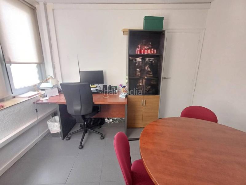 Foto efdc6705-1086-41d3-9af4-2deb600fe975. Location bureau dans Centre Granollers