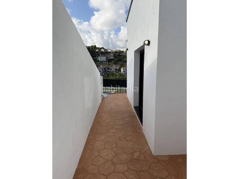 Foto 57164613-63b0-42d8-8ee1-667e681666f8. Casa amb calefacció aparcament piscina a Segur de dalt Segur de Calafell