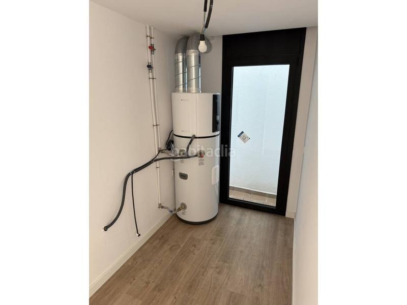 Foto 7ade3d7e-8a4c-4335-a781-40a2aa19ee21. Casa amb calefacció aparcament piscina a Segur de dalt Segur de Calafell