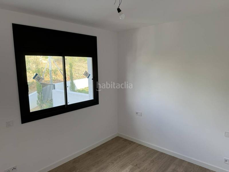 Foto c75856b1-d2ae-4c76-a85c-9d19ffd11aae. Casa amb calefacció aparcament piscina a Segur de dalt Segur de Calafell