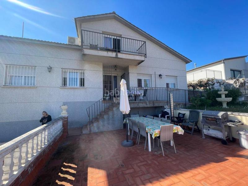 Foto 0952ade2-994f-4b2b-aa58-956fc5f3e1ad. Casa amb calefacció aparcament piscina a Lliçà d´Amunt