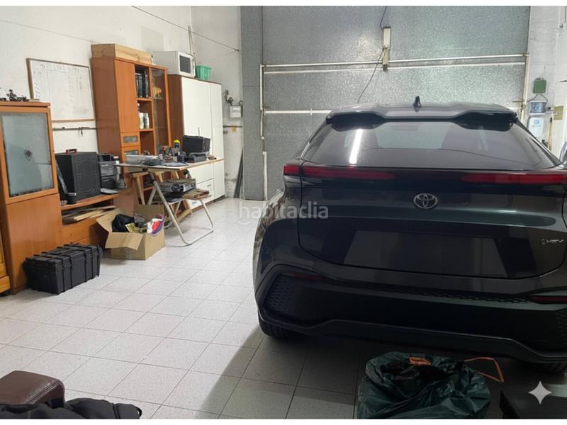 Foto c311ed44-5b48-4367-b76e-a21748575da1. Casa amb calefacció aparcament piscina a Lliçà d´Amunt