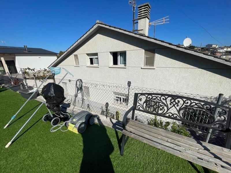 Foto c33645c0-6c13-4cdb-8484-d2cd9ece838b. Casa amb calefacció aparcament piscina a Lliçà d´Amunt