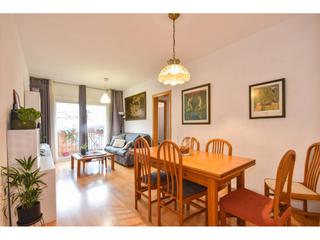 Appartement  Espronceda. Piso de 4 habitaciones en poblenou  88 m