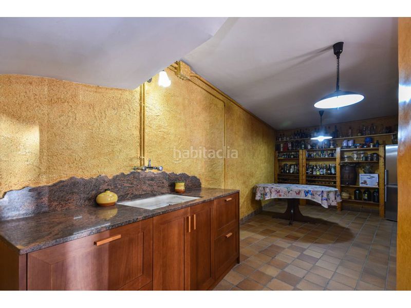 Foto b534982e-8586-4f06-af0e-578d6ea59beb. Casa amb calefacció aparcament a Font Verda Granollers