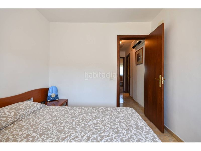 Foto d0ff404f-bca4-47d4-9a58-e6776b1b9f1c. Casa adosada magnífica casa adosada para entrar a vivir en impecable estado en Canovelles