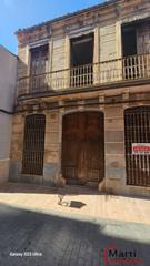 Casa en Centro. Casa de dos alturas en pleno centro de burriana  ideal para proy