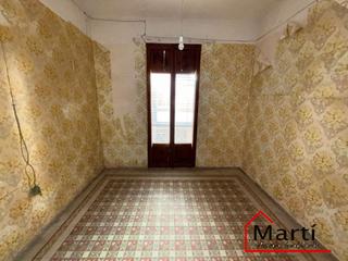 Casa en Centro. Casa histórica para reformar en el centro de burriana, con patio