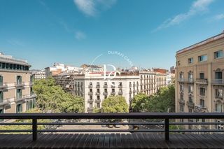 Piso  Carrer del bruc. Piso de 147 m2 con vistas en venta en la dreta de leixample, bar
