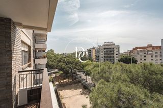 Flat  Via augusta. Piso de 145 m2 en venta en sant gervasi  la bonanova, barcelona