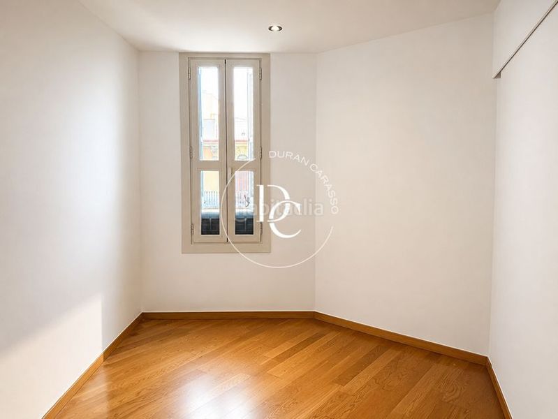 Foto 95d1b4a8-4979-4051-9f46-2fee29d771d6. Piso  de 72 m2 con vistas y terraza en venta en lantiga esquerra de leixample, en Barcelona