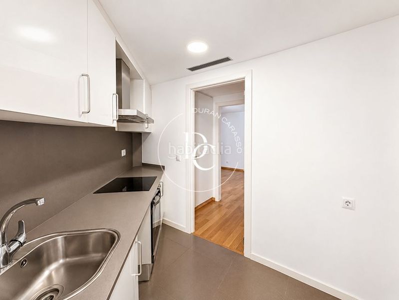 Foto abf48324-ead3-47c9-9246-aab919d1ba9b. Piso  de 72 m2 con vistas y terraza en venta en lantiga esquerra de leixample, en Barcelona