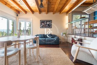 House  Passatge camí rierada. Casa de 250 m2 con vistas en venta en molins de rei