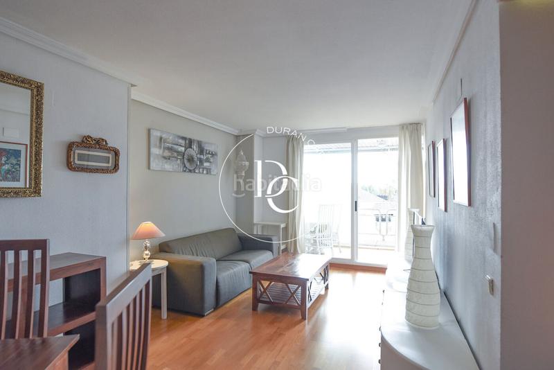 Foto 3eefc85c-3787-48b8-ba62-6315f553a0bb. Etagenwohnung mit heizung in Marina Botafoc-Talamanca Ibiza