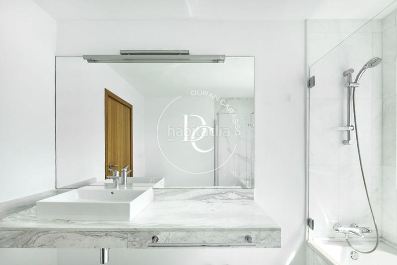 Foto b9e988f5-f3ac-4641-b05b-29be06240a40. Casa con riscaldamento parcheggio piscina in Valldoreix Sant Cugat del Vallès