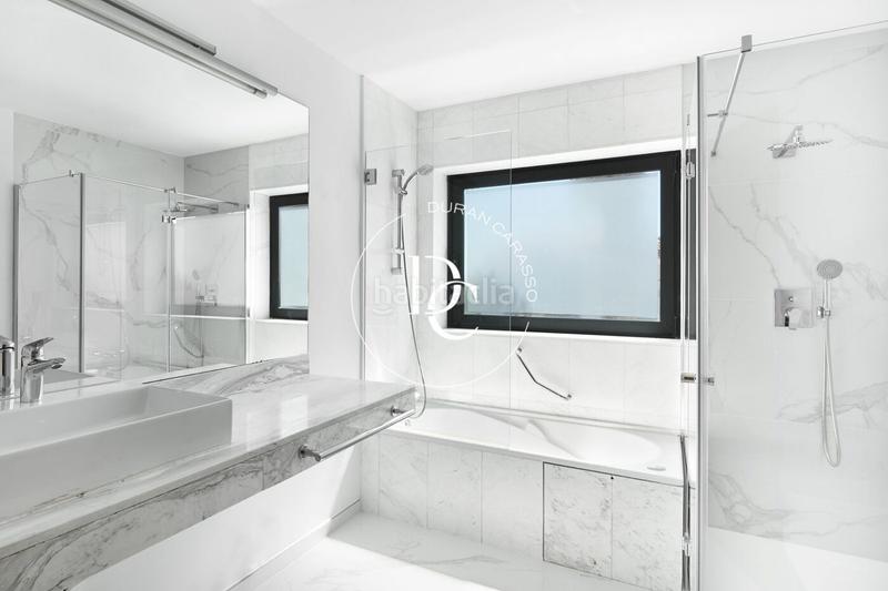 Foto ba1f3bb1-6f0e-4a1c-980c-579b0773220e. Casa con riscaldamento parcheggio piscina in Valldoreix Sant Cugat del Vallès