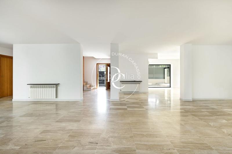 Foto bd86e140-a788-4ab1-aff0-4a5fa3177063. Casa con riscaldamento parcheggio piscina in Valldoreix Sant Cugat del Vallès