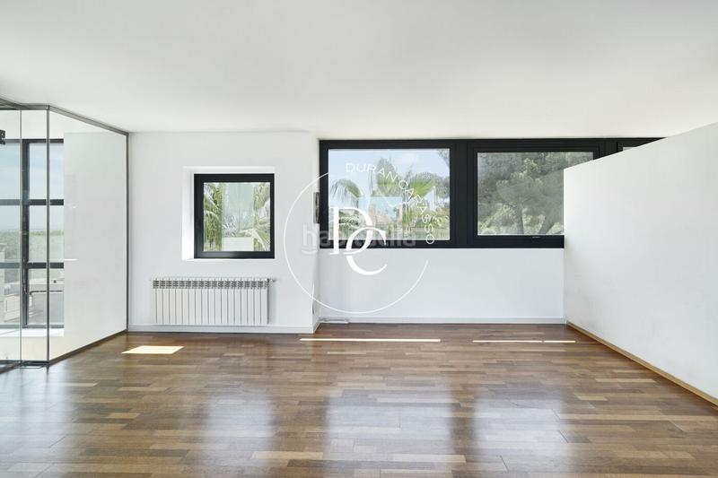 Foto f95cdd5c-fb32-4e9d-acd5-ee1598a6c45b. Casa con riscaldamento parcheggio piscina in Valldoreix Sant Cugat del Vallès