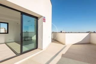 Dachwohnung  Carrer de las navas de tolosa. Ático de 80 m2 con vistas y terraza en venta en navas, barcelona