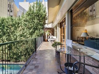 Casa a Putget - Farró. Casa de lujo de 523 m2 con piscina y vistas en venta en el putxe