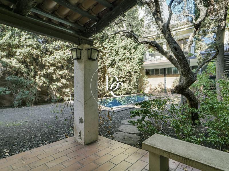 Foto 5e26bdb9-d13e-428c-a108-33bfda3e56b7. Casa amb calefacció aparcament a Putget - Farró Barcelona