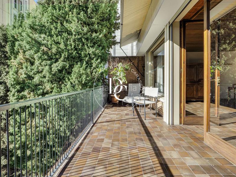 Foto 8d6a8910-289f-4193-870a-6d057d2c2eb5. Casa amb calefacció aparcament a Putget - Farró Barcelona