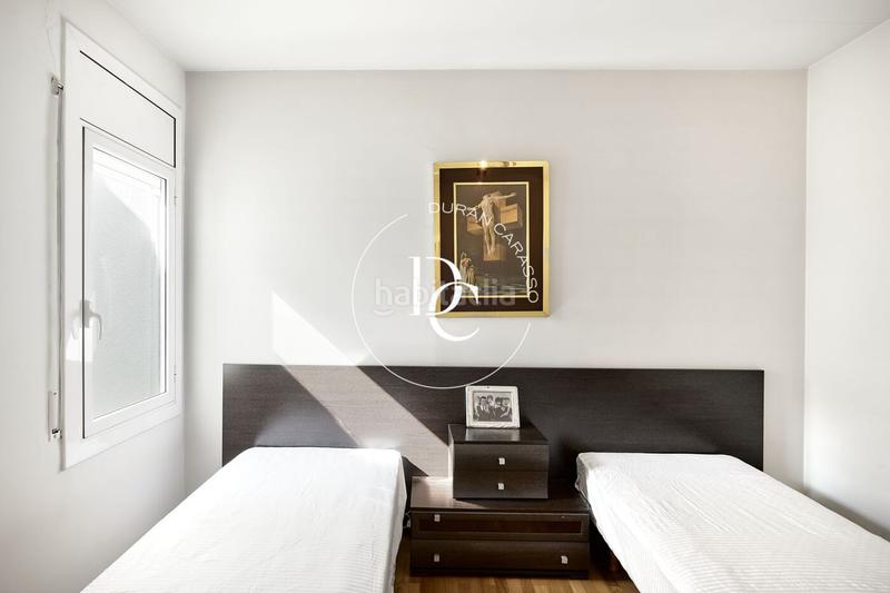 Foto 1ff23a93-ffcb-47ed-932b-e940f9fe2df9. Àtic amb calefacció a Sarrià Barcelona