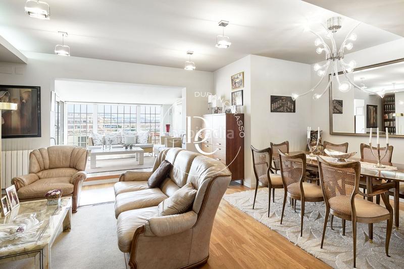 Foto 5d983a5b-a7de-47c2-944b-786592fc9f44. Àtic amb calefacció a Sarrià Barcelona