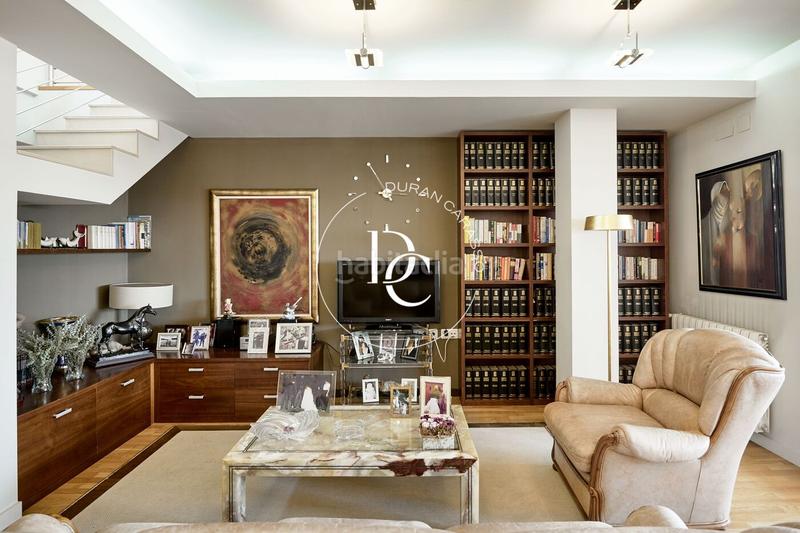 Foto b5101333-afc2-42ea-bcb0-fcb47726d76d. Àtic amb calefacció a Sarrià Barcelona