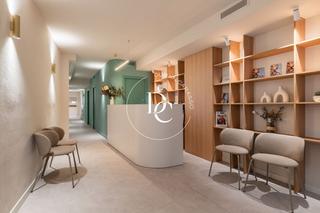 Local commercial à Barri de les Corts. Local comercial de 292 m2 en venta en barcelona