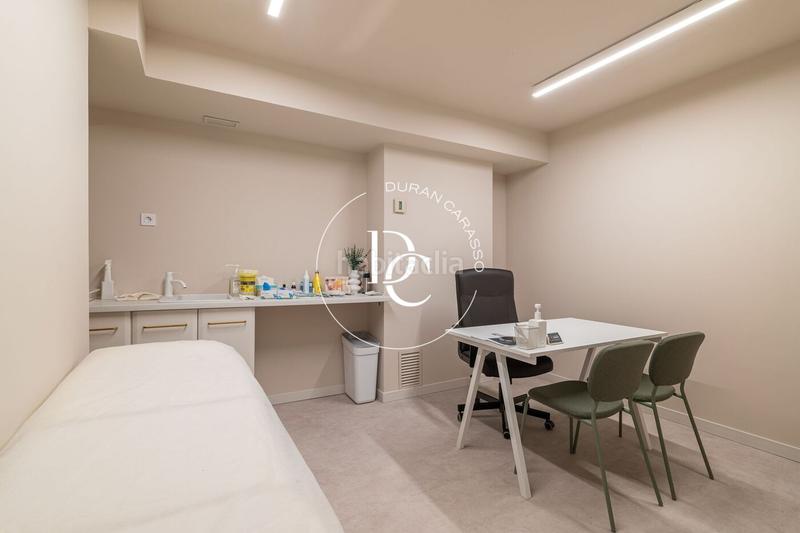 Foto 52f0988e-0614-4863-a500-b98db508e1c7. Locale commerciale in Barri de les Corts Barcelona