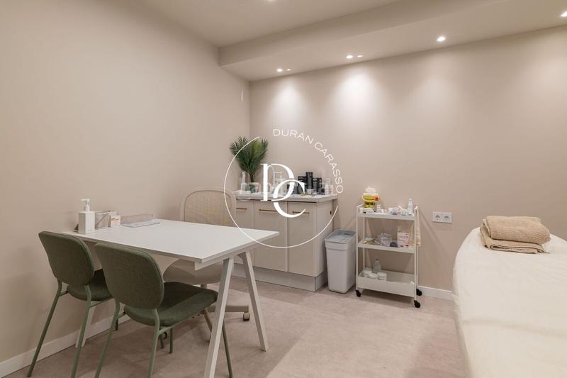 Foto 5a04d779-da98-42d3-8165-76bb5cc17aeb. Locale commerciale in Barri de les Corts Barcelona