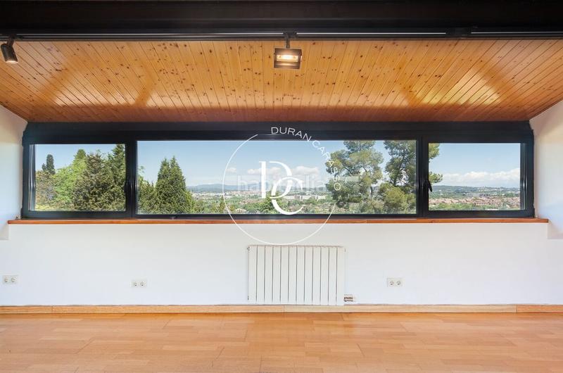 Foto 427ee193-cbdd-4035-a662-b62bdb835a58. Casa  de lujo de 344 m2 con piscina en venta en Sant Cugat del Vallès