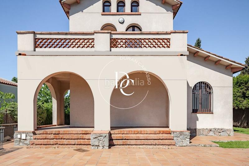 Foto fcbbef59-524d-4d24-848c-0086e20e324e. Casa  de lujo de 344 m2 con piscina en venta en Sant Cugat del Vallès