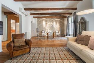 tic  Carrer dels banys nous. tico de 190 m2 con terraza en venta en el gtic, barcelona