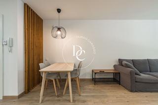 Pis  Avinguda del parallel. Piso de 96 m2 en venta en el poblesec, barcelona