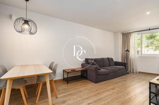 Appartement  Avinguda del paral·lel. Piso de 96 m2 en venta en el poblesec, barcelona