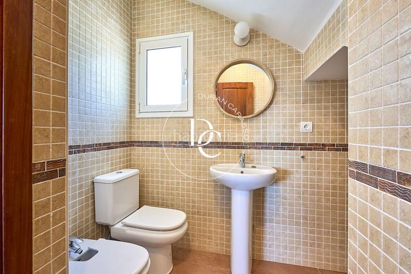 Foto 179f0db1-78f6-4d2e-9784-6bf363a66ad8. Casa con riscaldamento parcheggio in Jesús Santa Eulària