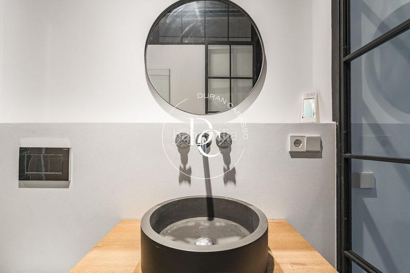 Foto 8344a064-f18a-40e0-b9d0-898f594d7e9d. Loft  de 152 m2 con terraza en venta en sant gervasi galvany, en Barcelona