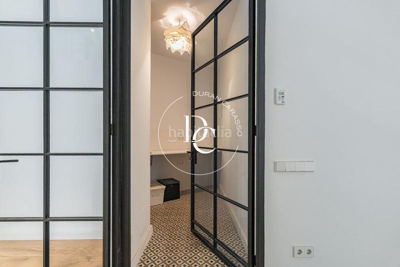Foto a28a6d67-d46f-40ab-a435-a7e1d8064b19. Loft  de 152 m2 con terraza en venta en sant gervasi galvany, en Barcelona