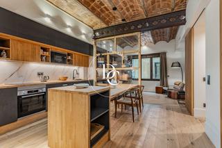 Piso  Passeig de colom. Piso de 103 m2 con vistas en venta en el gòtic, barcelona