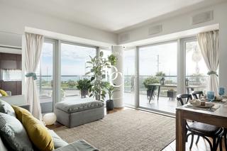 Flat  Passeig de garcia fària. Piso de lujo de 118 m2 con piscina y terraza en venta en el pobl