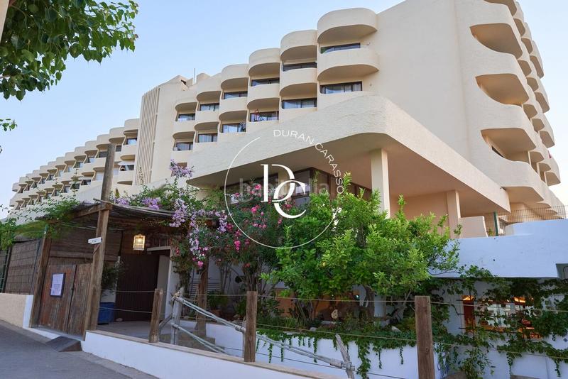 Foto 611d90c0-58f1-4e88-9718-f2e7ff21ed38. Piso  de 82 m2 con piscina, vistas y terraza en venta en Sant Josep de sa Talaia